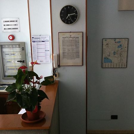 וארסה Hotel Mira מראה חיצוני תמונה