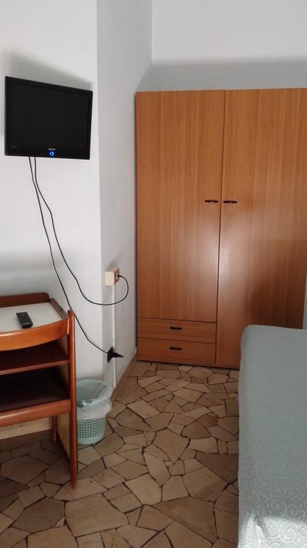 וארסה Hotel Mira מראה חיצוני תמונה