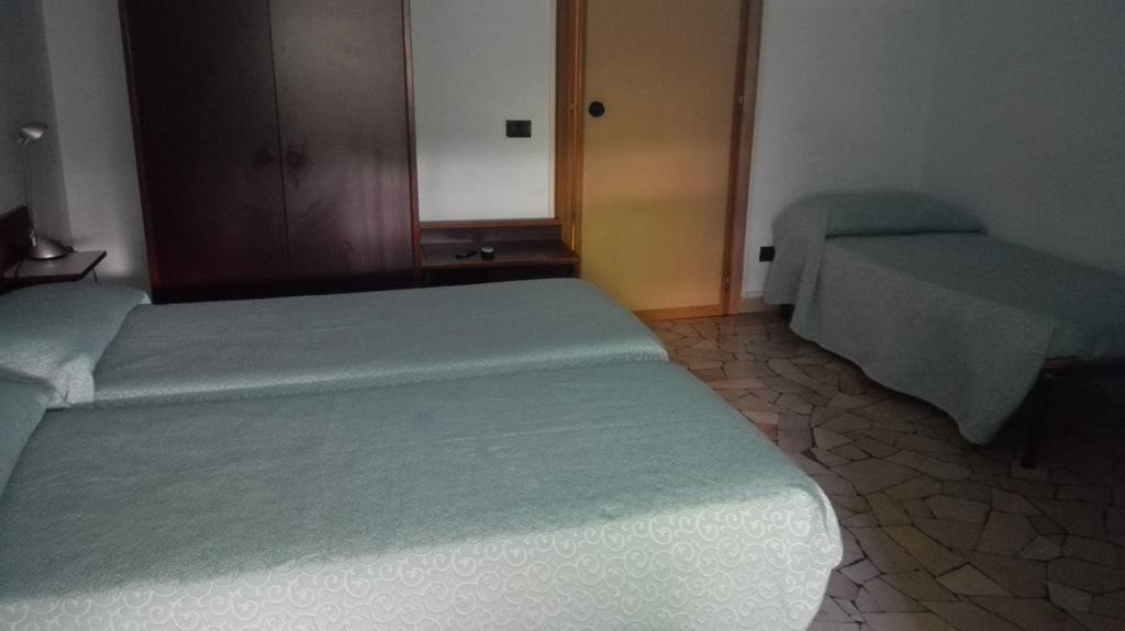 וארסה Hotel Mira חדר תמונה