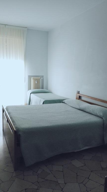 וארסה Hotel Mira מראה חיצוני תמונה